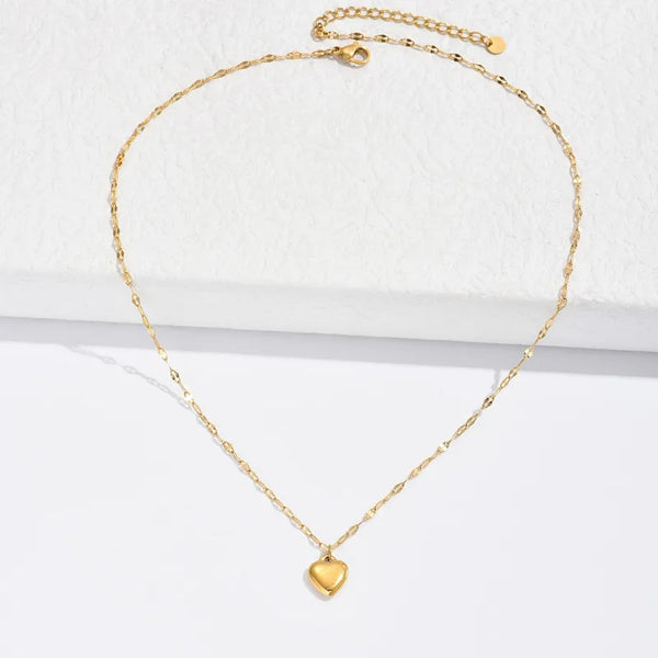 Simple Elegance Heart Necklace | 18K Waterproof Plating