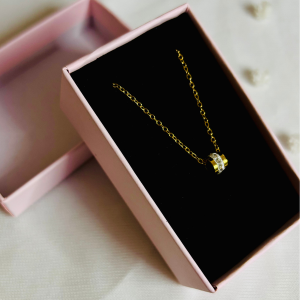 Stone-Studded Necklace | 18K Waterproof Plating