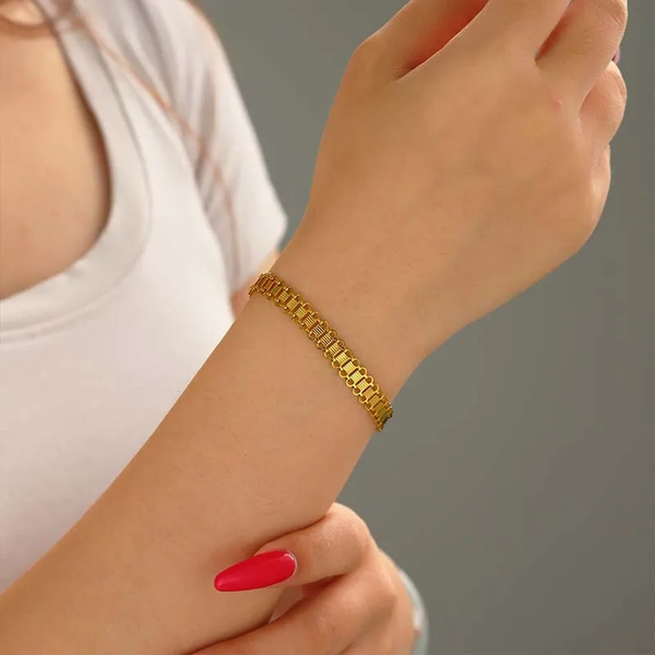 Casual Chain Bracelet - 18K Gold Plated